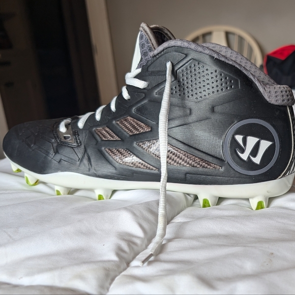 Warrior Burn 8.0 cleats - size 13 - Picture 9 of 9